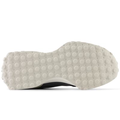 9. Buty sportowe New Balance Jr GS327FG