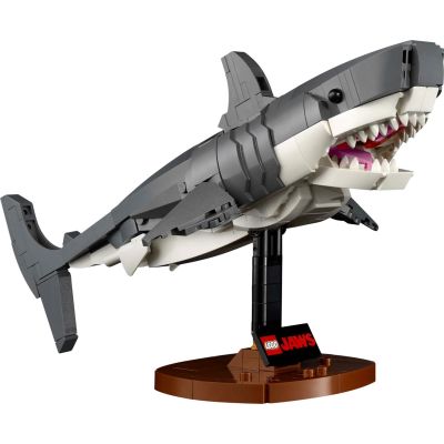 40. LEGO Ideas 21350 Szczęki