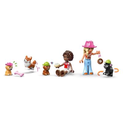 19. LEGO Friends 42677 Piekarnia z przysmakami dla psów