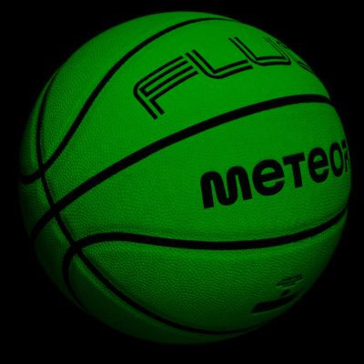 28. Piłka do koszykówki Meteor Fluo 7 16752