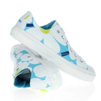 9. Converse Chuck Taylor Premium OX 537173