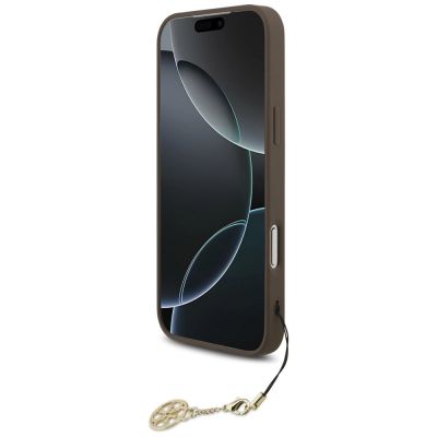 4. Etui Guess 4G Charms Collection MagSafe na iPhone 17 Pro Max - brązowe
