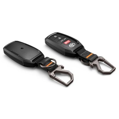 6. Etui Spigen TK100 na klucz samochodowy - czarne