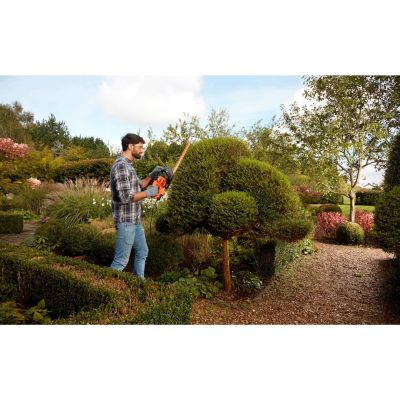 9. Elektryczne nożyce 55cm BEHTS401 BLACK+DECKER