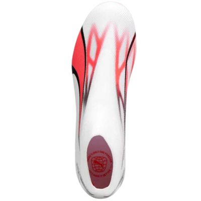 8. Buty piłkarskie Puma Ultra Match+ LL FG/AG M 107511 01