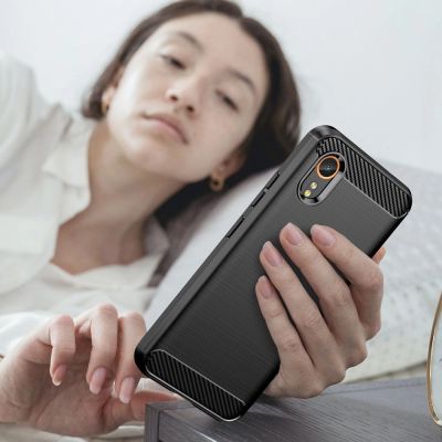 8. Etui Tech-Protect TPUCarbon na Samsung Galaxy XCover 7 - czarne