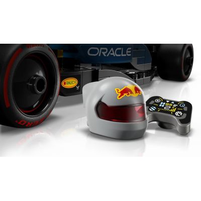 9. LEGO Speed Champions 77243 Bolid F1 Oracle Red Bull Racing RB20