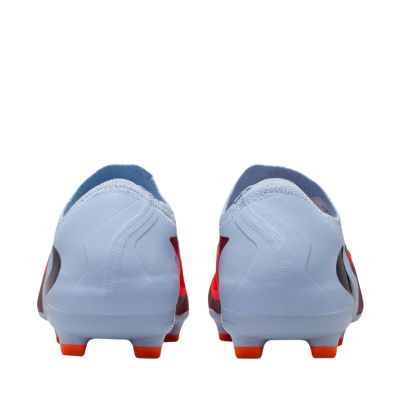 9. Buty piłkarskie dla dzieci Nike Phantom 6 Low Pro FG/MG HM9204 400
