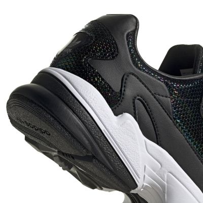 5. Buty adidas Originals Falcon W - EF5517