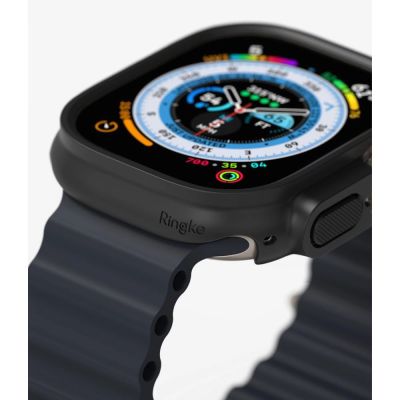 5. Etui Ringke Slim 2-pack na Apple Watch Ultra 1 / 2 (49 mm) - przezroczysty i czarny mat
