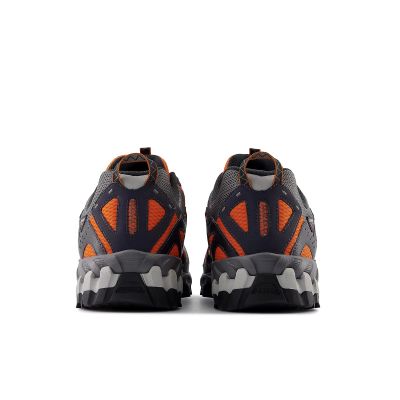 6. Buty New Balance M ML610TAI