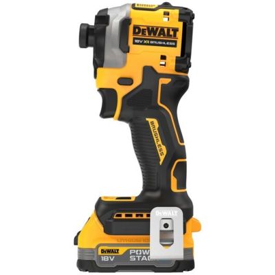 2. Zakrętarka udarowa 2x1.7Ah 208Nm DeWALT