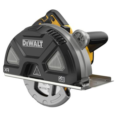 7. 18 volt XR pilarka tarczowa do metalu