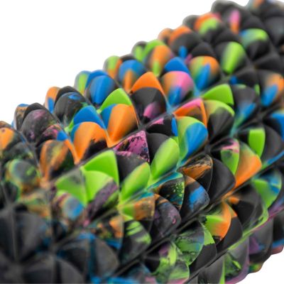 4. WAŁEK ROLLER DO ĆWICZEŃ CAMOUFLAGE 10x30CM ENERO FIT