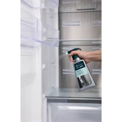 2. Preparat czyszczący do lodówek ELECTROLUX M3RCS301 500ml