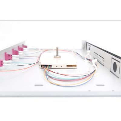 33. Digitus Panel światłowodowy, z wyposażeniem, LC, OM4