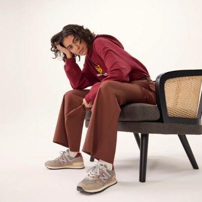 3. Sneakersy unisex New Balance U574 brown Lifestyle (U574SKB)