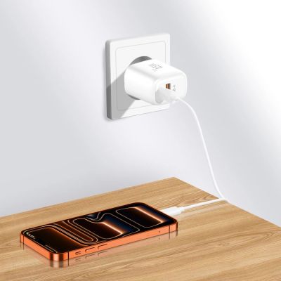 9. Ładowarka sieciowa Tech-Protect NCA45W-GAN 2-Porty 45W z kablem USB-C - biała