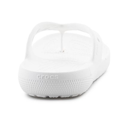 10. Japonki Crocs Classic Flip V2 209402-100