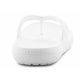 10. Japonki Crocs Classic Flip V2 209402-100