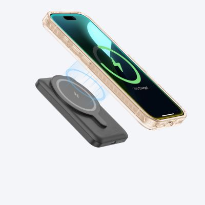 10. Etui silikonowe AMAZINGTHING Titan Pro Mag Case z pierścieniem magnetycznym do iPhone 16 Pro - różowe złoto