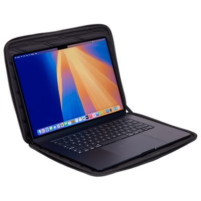 5. Pokrowiec na MacBooka Thule | Pasuje do rozmiaru 16 " | Czarny