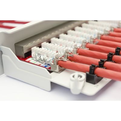 9. Kabel instalacyjny DIGITUS kat.7, S/FTP, B2ca, AWG 23/1, LSOH, 100m, pomarańczowy