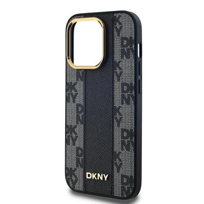 6. Etui DKNY Leather Checkered Mono Pattern MagSafe na iPhone 13 Pro / 13 - czarne