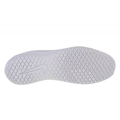 8. Buty Nike Cheer Sideline IV W 943790-100