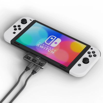 6. Satechi USB-C PD Mobile XR Hub i czytnik kart MicroSD gwiezdny szary