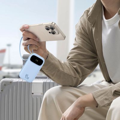 6. Powerbank Baseus EnerFill FC31 20000mAh 45W z wyświetlaczem z kablami USB-C i Lightning - niebieski