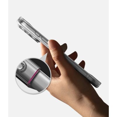 7. Etui Ringke Air na iPhone 18 Pro Max / 17 Pro Max - przezroczyste
