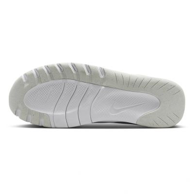 7. Nike buty męskie treningowe HV9972-100