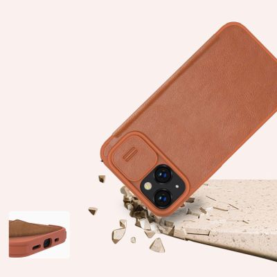 15. Nillkin Qin Leather Pro Case etui iPhone 14 Plus osłona na aparat kabura pokrowiec obudowa z klapką brązowy
