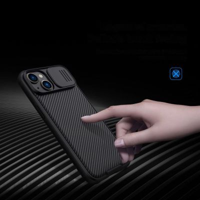 10. Nillkin CamShield Pro Case etui iPhone 14 Plus pancerny pokrowiec osłona na aparat kamerę niebieski