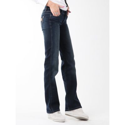 3. Jeansy Wrangler Sara W212QC818