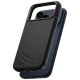 2. Etui CARE by PanzerGlass Feature FLOW MagSafe na iPhone 17 Pro Max - czarne