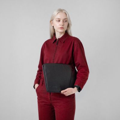 7. Torba na laptop Wozinsky WTNP-14B 13-14" z chowaną rączką - czarna