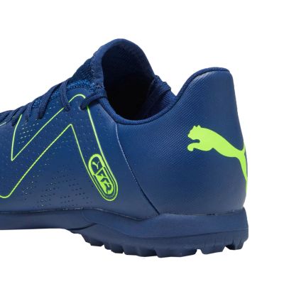 11. Buty piłkarskie Puma Future Play TT M 107381 03