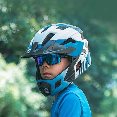 2. Okulary rowerowe Rockbros 14110009001 polaryzacyjne dla dzieci 8-14 lat - czarno-niebieskie