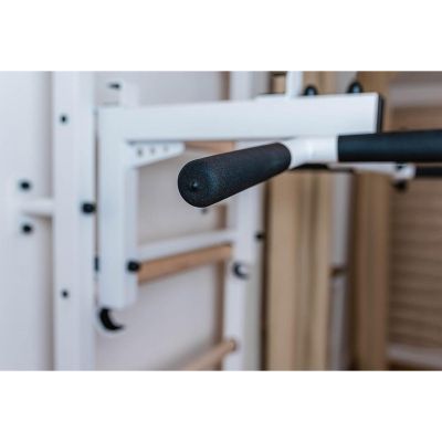 7. DRABINKA GIMNASTYCZNA REGULOWANY DRĄŻEK I PORĘCZ BENCHK 732W