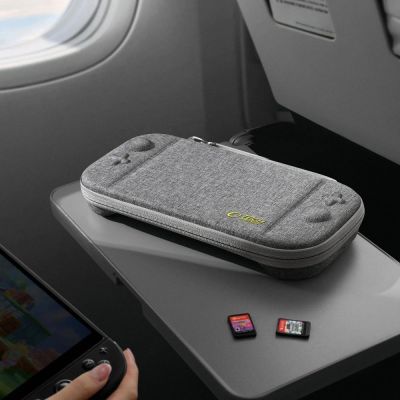 11. Etui Tech-Protect Slim Pouch na Nintendo Switch 2 - szare