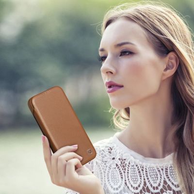 27. iCarer CE Premium Leather Folio Case skórzane etui iPhone 14 Plus z klapką magnetyczne MagSafe brązowy (WMI14220715-BN)