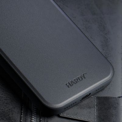 22. Etui 3mk Hardy Apple Silky Leather MagCase na Apple iPhone 14 Plus - czarne
