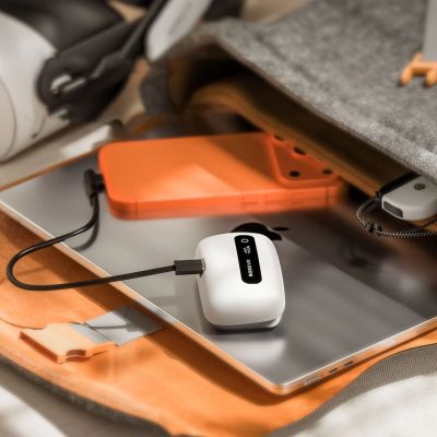 5. Bateria BoboVR BM60-1 6500 mAh do BoboVR M3 Pro+ i BoboVR M3 ze stacją ładującą - biała