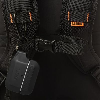 10. Plecak UAG BackPack 13 18L czarny