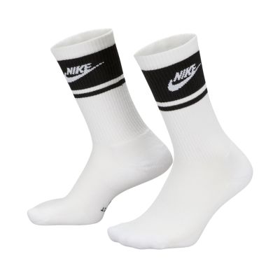 2. Skarpety Nike Everyday Elevated Crew 3 pary biało-czarne IM7949 901