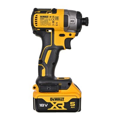 6. Zakrętarka DeWalt DCF887P2-QW DCF887P2-QW (1/4'')