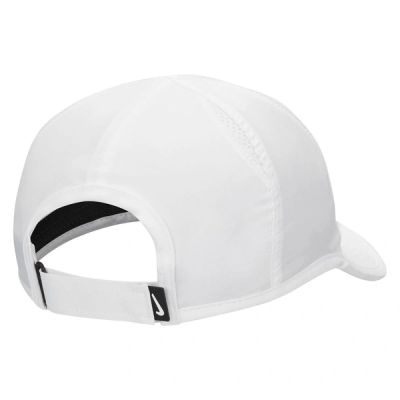 3. Nike czapka męska z daszkiem Dri-FIT Club biała sportowa lekka