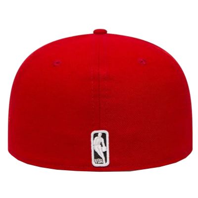 4. Czapka z daszkiem New Era Chicago Bulls NBA Basic Cap M 10861624